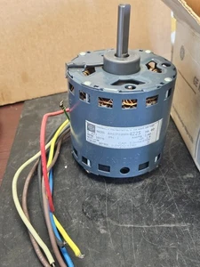 GE 5KCP29MK422S 1/4 H.P BLOWER MOTOR, 1075RPM, PH1 - Picture 1 of 8