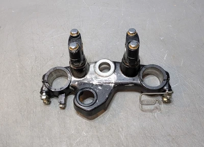Abrazaderas de manillar de horquilla triple superior Honda NX650 puente superior dirección Foto 1 de 3