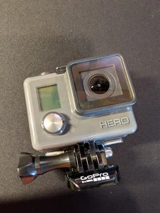 Unidad de cámara de acción GOPRO PRO HERO HWBL1 solo funciona - Imagen 1 de 3