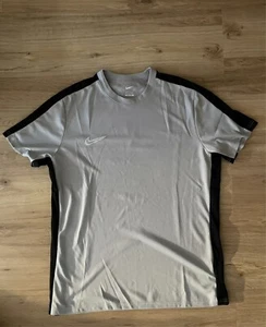 Nike T Shirt XL Grau Herren - Bild 1 von 1
