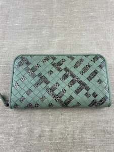 BOTTEGA VENETA green with snake leather woven zip around wallet - Picture 1 of 8
