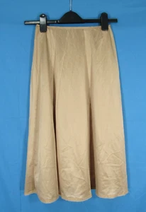 VTG SEARS Nylon THE DOESN'T SLIP ANTI-CLING Suntan LACE TRIM Half Slip Sz S - Picture 1 of 5
