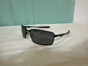 Oakley Splinter 12-980 schwarze rechteckige Sonnenbrille Gestell mit Seitenschutz 61-18 116 Herren - Bild 1 von 5