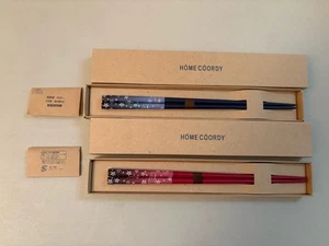 ~2 Sets Essstäbchen Wakasa lackiert florales Design - Home Coordy - NEU - Bild 1 von 4