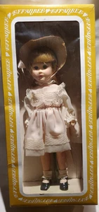 Vintage Effanbee Four Seasons Summer Doll - w/ Stand and Box - 1981 - Picture 1 of 6