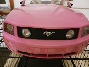 2005 Mattel Barbie Car Ford Mustang GT Convertible Pink Rare