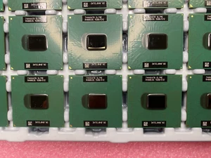VINTAGE & NEW Intel Celeron 1.5GHz 478pin PGA Mobile CPU RH80535NC021512 SL7ME - Picture 1 of 2