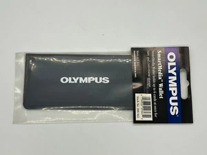 Olympus SmartMedia Wallet holds 6 SmartMedia or 6 XD CARD, or 6 SD Memory Cards - Picture 1 of 2