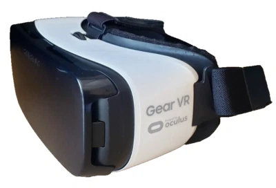 Samsung SM-R322NZWAXAR Oculus Gear VR para Note5/S6 edge+/S6/S6 edge Foto 1 de 4