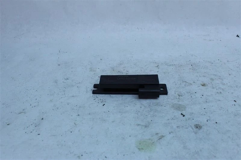 Used Antenna fits: 2012 Land rover Lr4  Grade A - Изображение 1 из 4