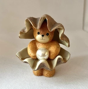 Vintage Lucy And Me Bear Clam Shell Oyster w Pearl Figur 1991 - eBay 2 - Bild 1 von 7