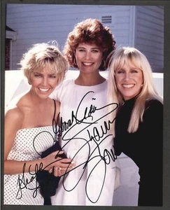 Foto autógrafa firmada de 8x10 de Suzanne Somers, Heather Locklear y Deborah Adair - Imagen 1 de 1
