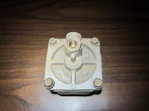 Cabezal de filtro de fluido Haldex 12378877 2910-01-492-8072 - Imagen 1 de 6
