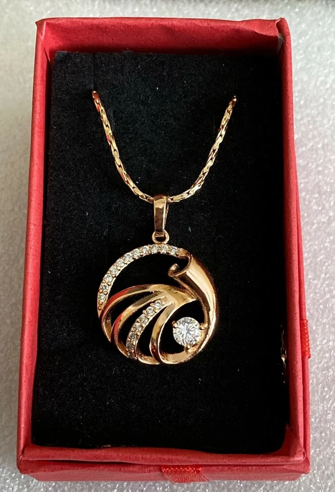 Bonito Nuevo Collar Colgante Círculo Circular Redondo Blanco Transparente Relleno Oro Rosa 18K Foto 1 de 4