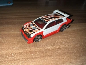 Hot Wheels FLIGHT '03 -2003 FIRST EDITIONS- 1:64 - Bild 1 von 6