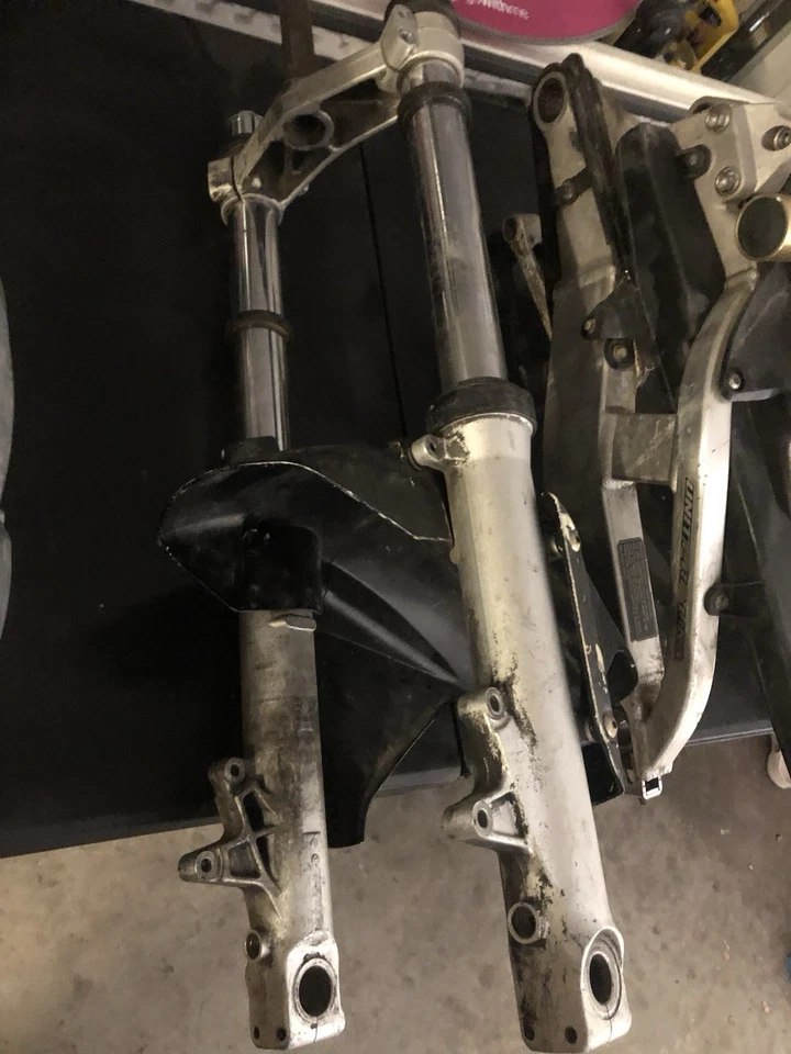 Horquillas Honda Cbr 600 Rr 2004 Foto 1 de 3