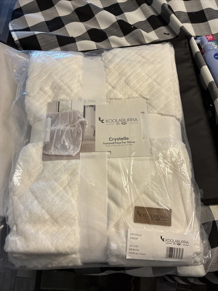 Koolaburra by UGG Crystelle Faux Fur Throw 50" " White Polyester 31826
