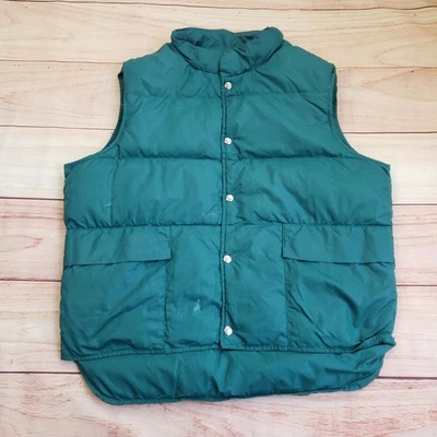 VINTAGE Woolrich Puffer Vest Mens Large Green Quilted Insulated Snap Front - Image 1 of 4