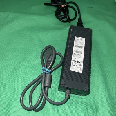 Microsoft HP-AW175EF3P  12V 14.2A 175W AC Power Supply Adapter for Xbox 360 - Image 1 of 4