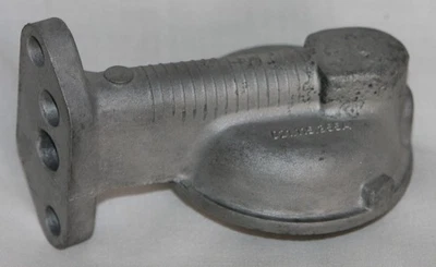 Заводской оригинальный корпус масляного фильтра Porsche 914 021115355A - Изображение 1 из 4