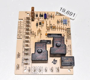 Goodman Texas Instrument B18099-04 Control Board - Picture 1 of 4