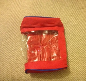 Total Oil 1 Litre Travel Pouch/Case/Bag Stores Oil Neatly in Boot of Car - Picture 1 of 2