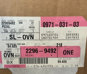 Genuine GM Brake Pedal Assembly New 22969492 NIB - Picture 1 of 4