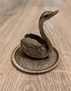 Vintage Silver Plated SWAN RING HOLDER - EP Zinc Alloy Silver Trinket Dish - Foto 1 di 3