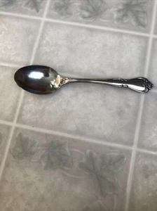 1881 Rogers Oneida ARBOR ROSE TRUE ROSE Tablespoon 6 3/4 Stainless - Picture 1 of 4