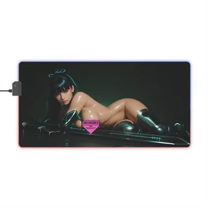 EVE LED RGB Schreibtischunterlage - Stellar Blade Heroine, riesiger Druck, Gaming Lichtunterlage - Bild 1 von 5