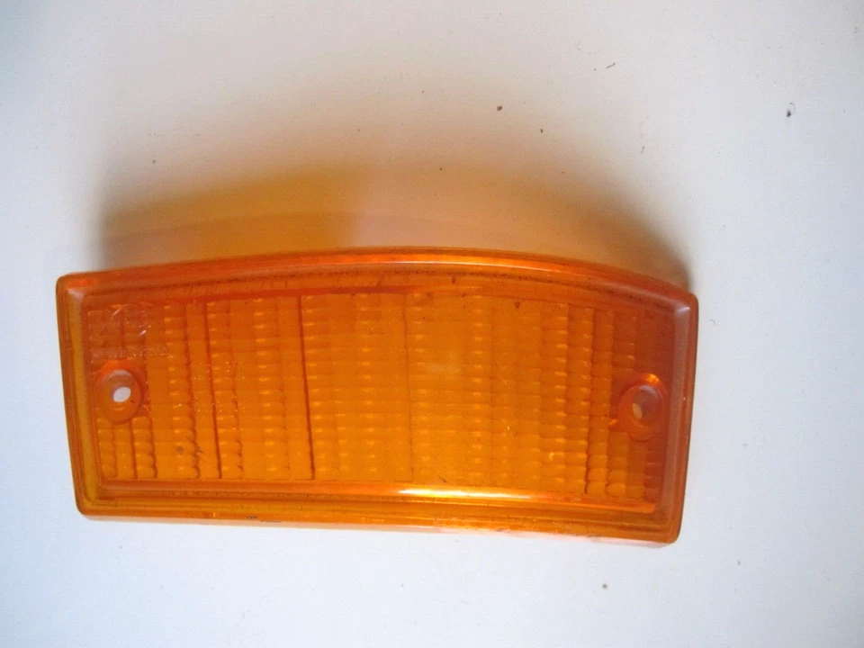 OPEL 1900 SEDÁN WAGON 1971-73 LENTE GIRATORIA DELANTERA IZQUIERDA Foto 1 de 3