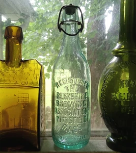 THE BERKSHIRE BREWING ASSOC PITTSFIELD,MASS 1890s BLOB TOP BEER BOTTLE WITH TOP - Picture 1 of 8