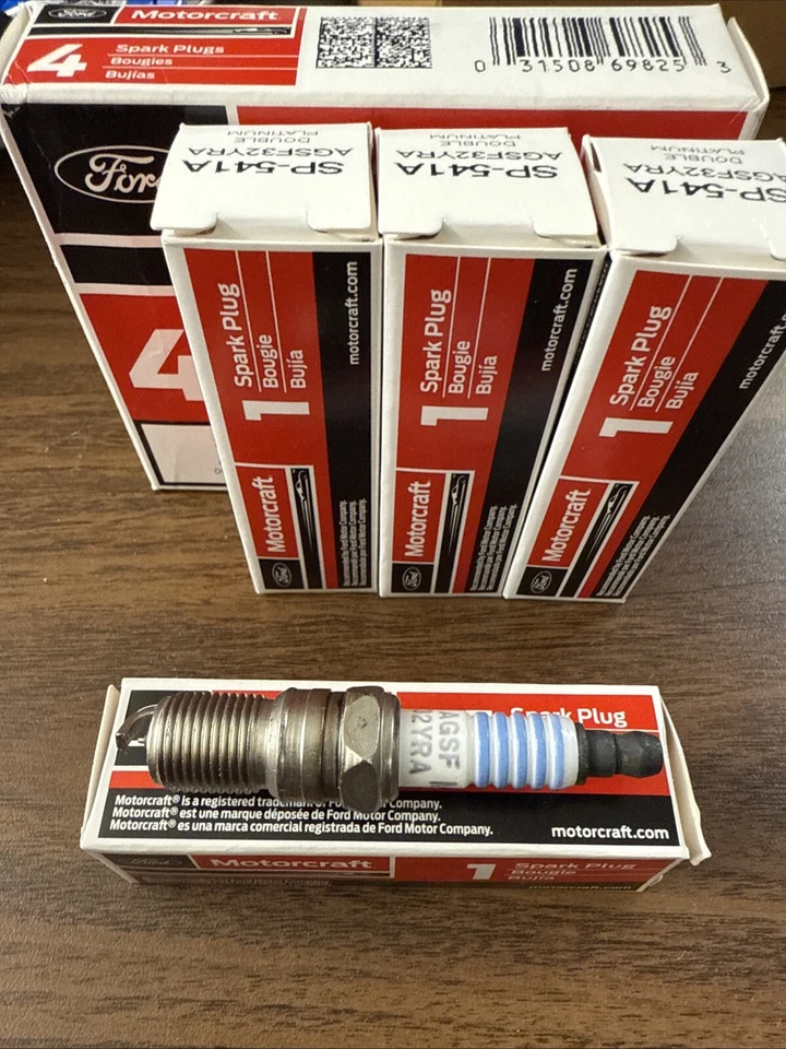 Оригинальный комплект Motorcraft SP541A Dble Plat Spark Plg (4) для Ford Mazda Mercury Lincoln - Изображение 1 из 3