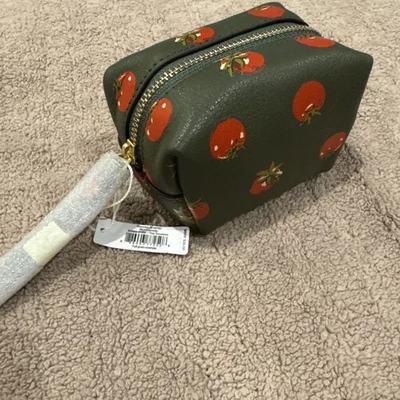 Mini Estuche Cosmético Vera Bradley Tomates Pequeños Tomate Cuero Genuino Nuevo con Etiquetas Foto 1 de 4