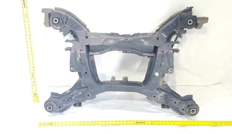 Chevrolet Caprice 2015 2016 OEM suspensión delantera marco K travesaño Foto 1 de 4