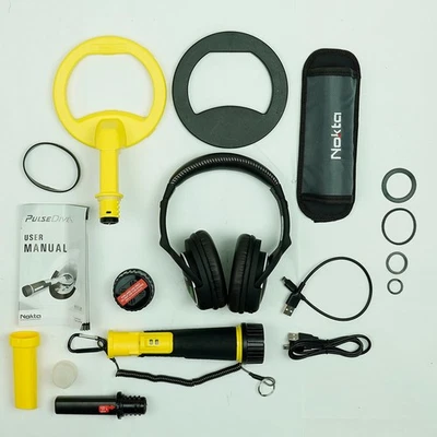 Nokta PulseDive Scuba Detector/Pin Pointer 2-in-1 - Waterproof up to 60m (200ft) - Image 1 of 4