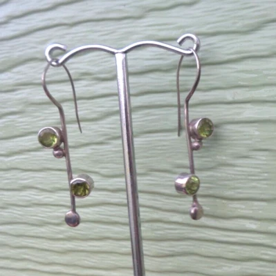 Pendientes Colgantes Modernistas De Plata Esterlina Y Peridoto 925 - Ganchos - Imagen 1 de 4