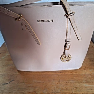 Michael Kors Jet Set Travel Leather Tote Bag Gold Hardware - Picture 1 of 12