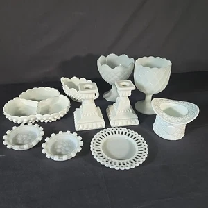 10 Stück Vintage Milchglas Kelche, Teller, Relish Disg, Zylinderhut, Kerzenhalter - Bild 1 von 7