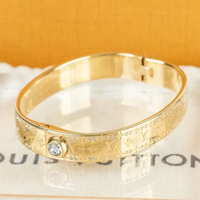 Brazalete LOUIS VUITTON Nanograma Strass Dorado M64860 Talla S Rígido con Caja [S] Foto 1 de 4