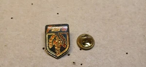 Vintage 1984 FIERO Original Emaille Pin mit Verschluss Messing - Bild 1 von 1