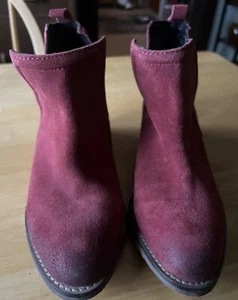Diba True Booties Red Suede Size 8 - Picture 1 of 11