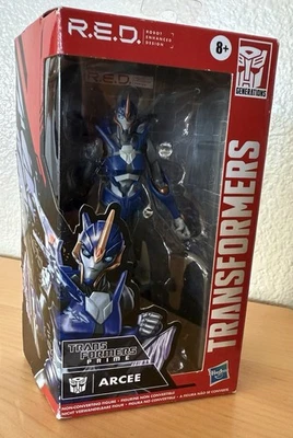 Hasbro Transformers R.E.D. Figura de acción Prime Arcee de 6 pulgadas Foto 1 de 4