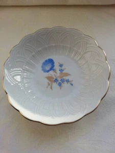 Höchst Porzellan Schälchen Pralinen-/Gebäck Schale Korbrelief weiß mit Goldrand - Bild 1 von 4