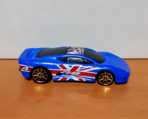 HOT WHEELS Jaguar XJ220 FLAG FLYERS (2002) - Picture 1 of 3