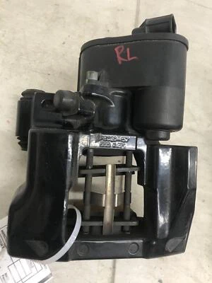 Pinza de freno de estacionamiento electrónica trasera izquierda Aston Martin Rapide 2011 negra OEM Foto 1 de 4