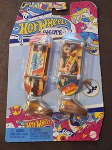 Hot Wheels SKATE Skateboards Finger Skate Vibin & Vert Van - Picture 1 of 2