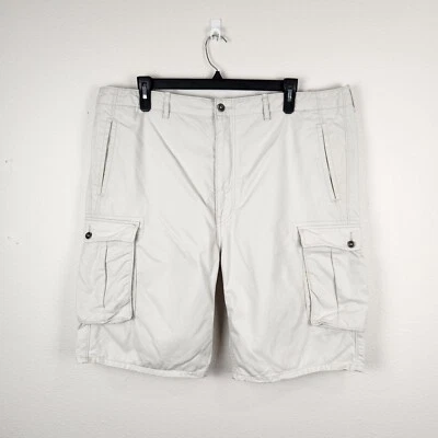 Levis Shorts 42 Mens Beige Cargo Pockets Casual Cotton Outdoors Logo Classic Fit - Image 1 of 4