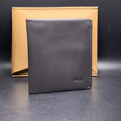 Cartera con etiquetas Bellroy Note Sleeve RFID Carbón G3D Foto 1 de 4