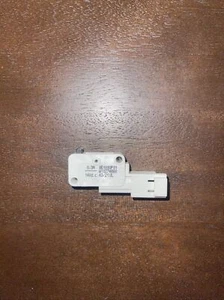 WPW10274880 (W10274880) WHIRLPOOL OEM DISHWASHER MICRO SWITCH - Picture 1 of 1